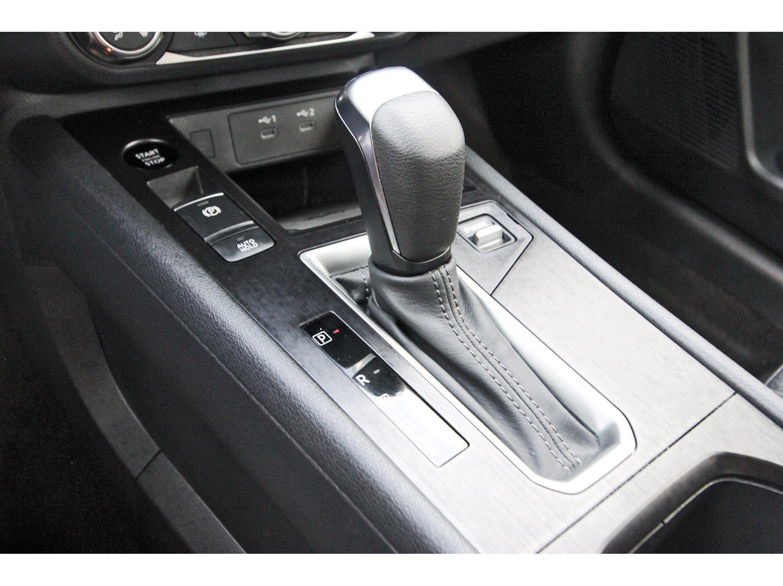 Certified 2025 Nissan Kicks SV FWD image 27