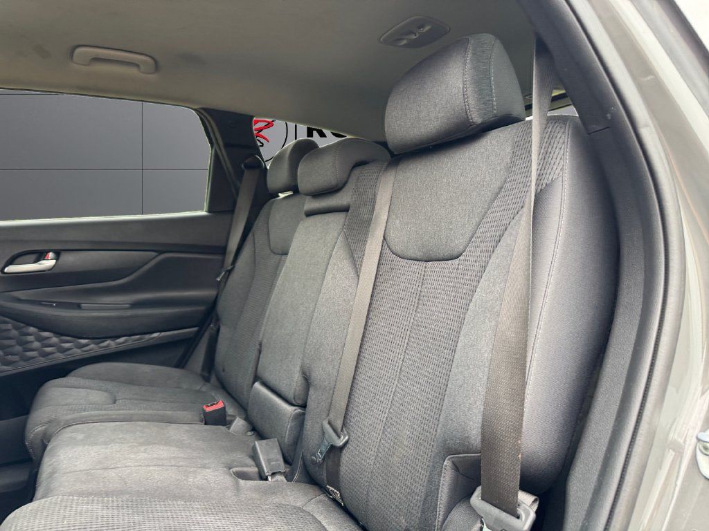 Used 2023 Hyundai Santa Fe SEL AWD/4WD image 18
