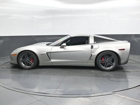 Used 2007 Chevrolet Corvette Z06 w/ Preferred Equipment Group RWD image 8