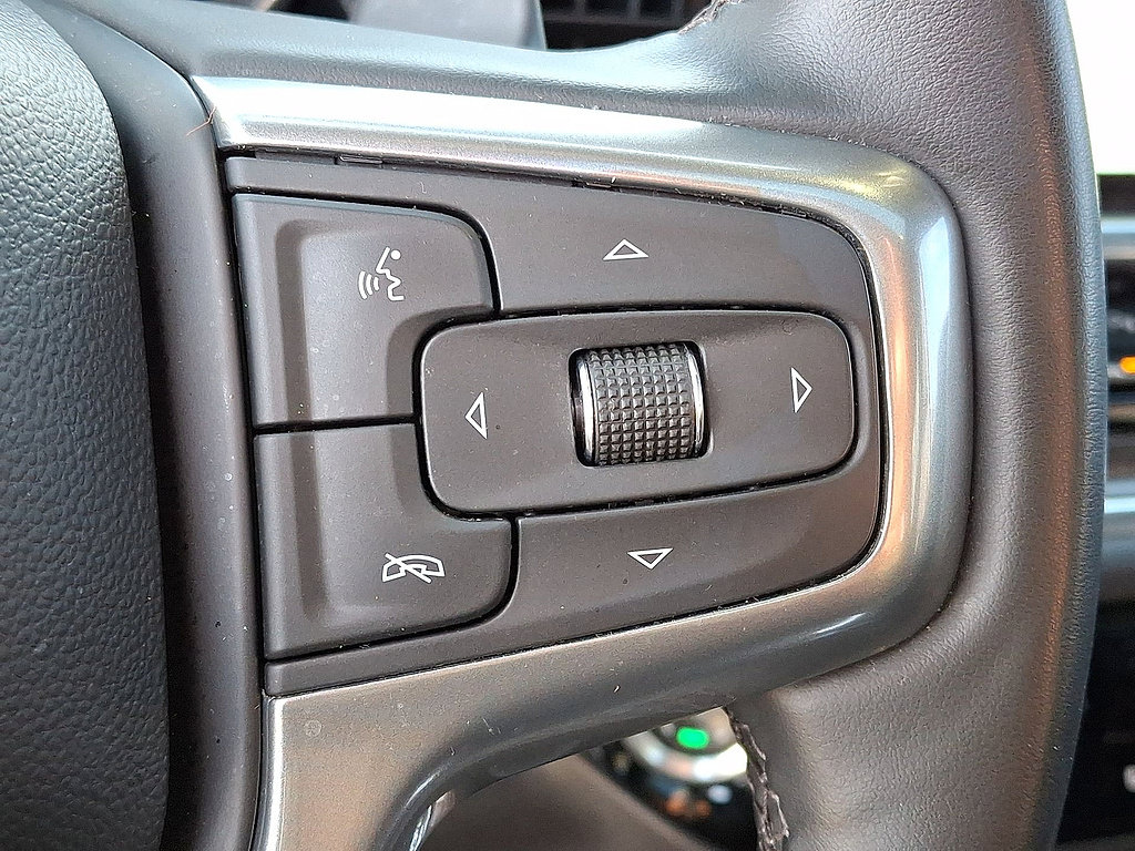 Used 2024 Chevrolet Silverado 1500 LT Trail Boss w/ LT Trail Boss Premium Package AWD/4WD image 24