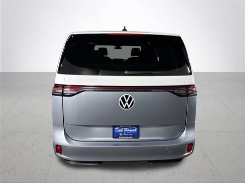 Certified 2025 Volkswagen ID. Buzz Pro S Plus AWD/4WD image 8