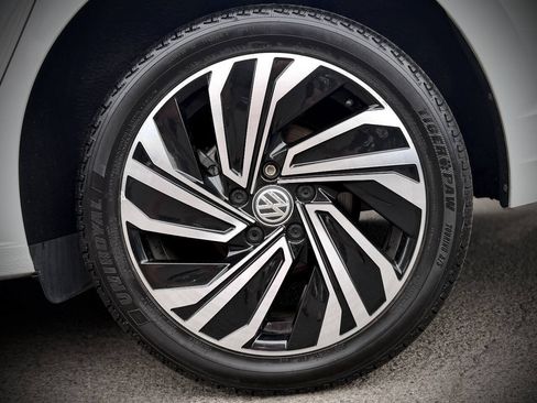Used 2020 Volkswagen Jetta SEL FWD image 19