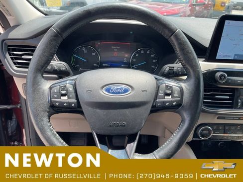 Used 2021 Ford Escape SEL AWD/4WD image 9