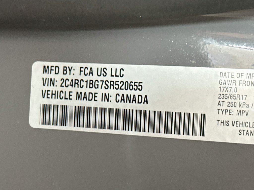Used 2025 Chrysler Pacifica Select FWD image 37