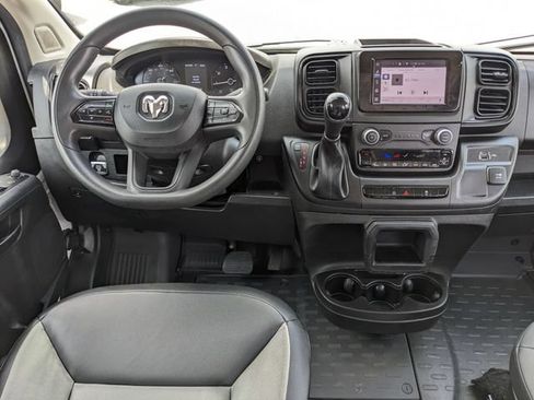 Used 2024 RAM ProMaster 2500 w/ Convenience Group FWD image 16
