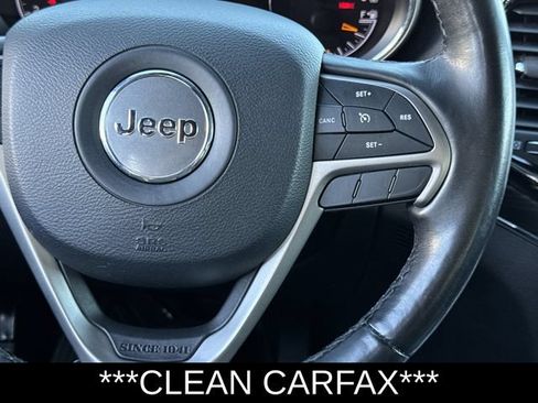 Used 2020 Jeep Grand Cherokee Limited AWD/4WD image 16