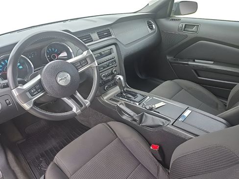 Used 2013 Ford Mustang GT RWD image 9