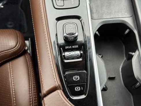 Used 2021 Volvo XC90 T8 Inscription w/ Advanced Package image 15