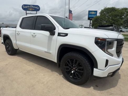 Used 2024 GMC Sierra 1500 Elevation AWD/4WD image 2