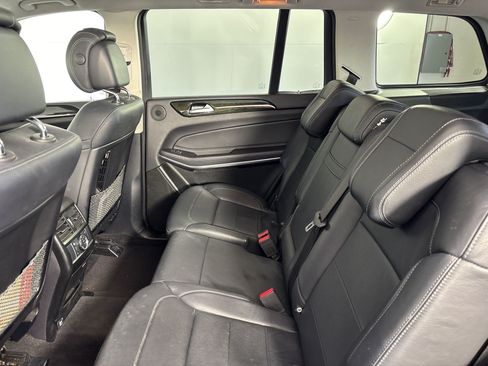 Used 2018 Mercedes-Benz GLS 550 4MATIC image 25