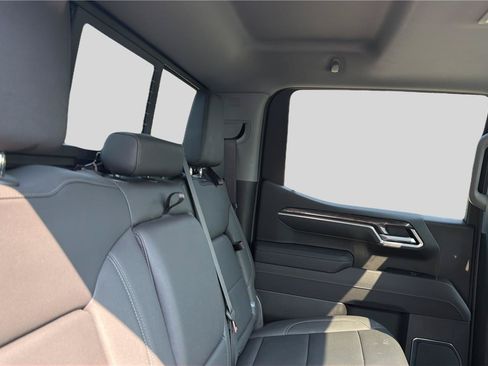 Used 2025 Chevrolet Silverado 1500 LTZ w/ LTZ Premium Package AWD/4WD image 21
