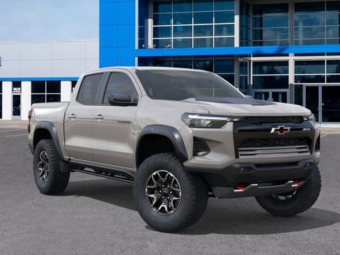 New 2026 Chevrolet Colorado ZR2 w/ Technology Package AWD/4WD image 7