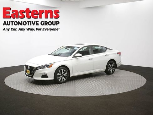 Used 2022 Nissan Altima 2.5 SV w/ SV Premium Package AWD/4WD image 54