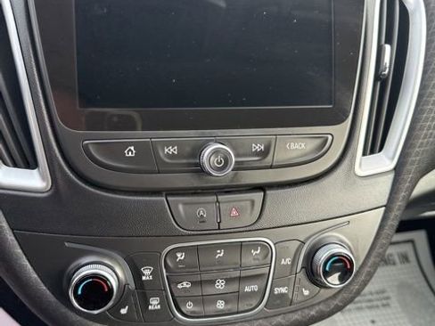 Used 2024 Chevrolet Malibu LT image 15