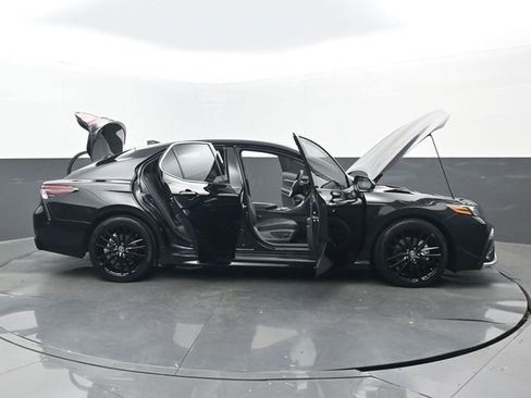 Used 2023 Toyota Camry XSE image 33