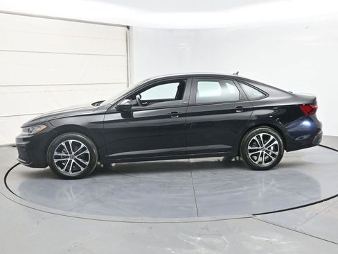 Certified 2025 Volkswagen Jetta Sport image 16