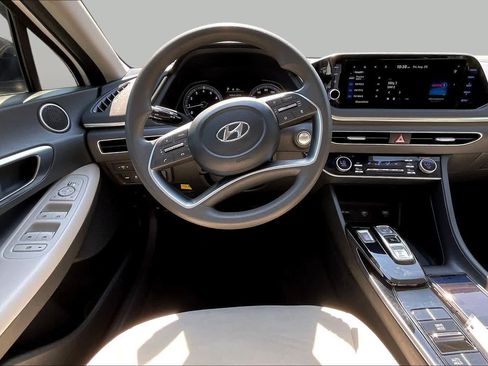 Used 2023 Hyundai Sonata SEL FWD image 6