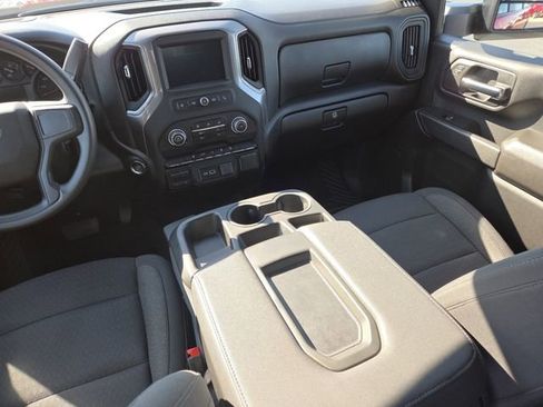 Used 2025 Chevrolet Silverado 2500 Custom w/ Custom Convenience Package image 27