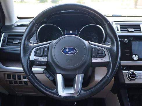 Used 2016 Subaru Outback 3.6R Limited AWD/4WD image 18