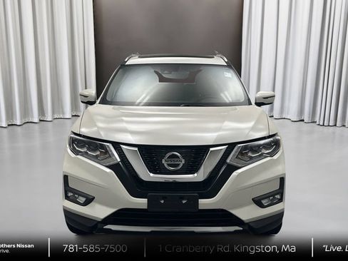 Used 2017 Nissan Rogue SL w/ SL Premium Package AWD/4WD image 2