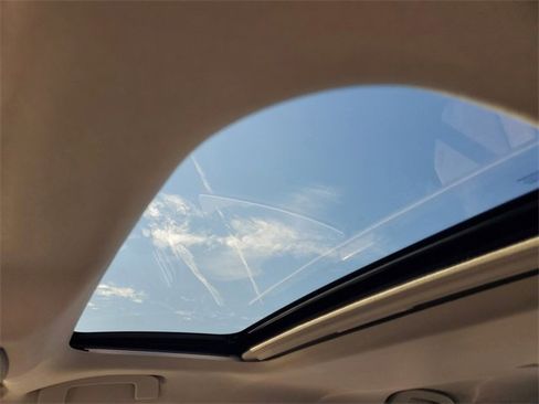 New 2025 Nissan Sentra SR w/ SR Premium Package image 22