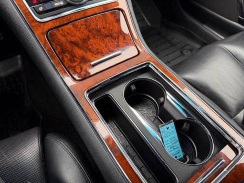 Used 2020 Lincoln Continental Standard w/ Premium Package image 37