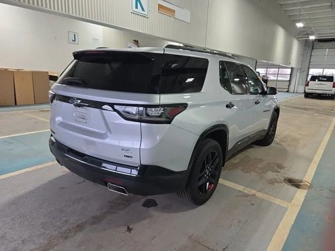 Used 2018 Chevrolet Traverse Premier w/ Redline Edition AWD/4WD image 3