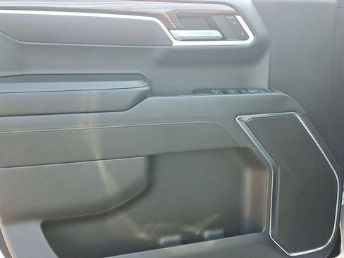 Certified 2022 Chevrolet Silverado 1500 LT w/ Z71 Off-Road Package image 10