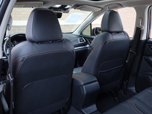 Used 2020 Subaru Crosstrek 2.0i Limited w/ Moonroof Package w/Navigation AWD/4WD image 22