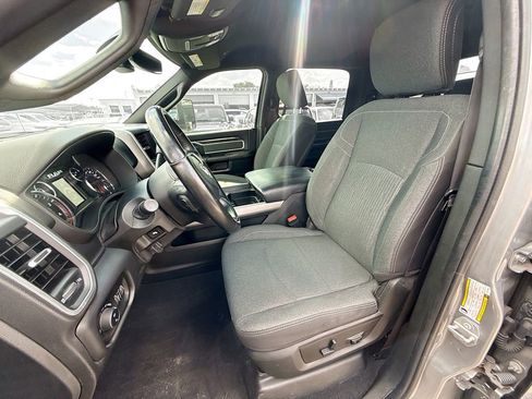 Used 2020 RAM 3500 Big Horn w/ Level 1 Equipment Group image 22