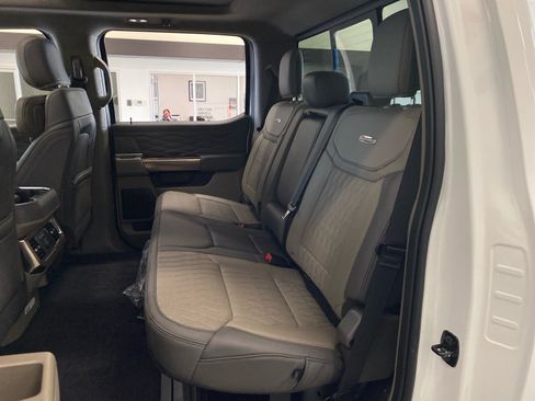 New 2026 Ford F350 Platinum w/ Platinum Plus Package AWD/4WD image 9