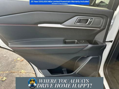 New 2026 Ford Explorer ST-Line w/ ST-Line Street Pack image 27