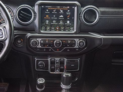 Used 2021 Jeep Gladiator Overland w/ Popular Equipment Package image 11