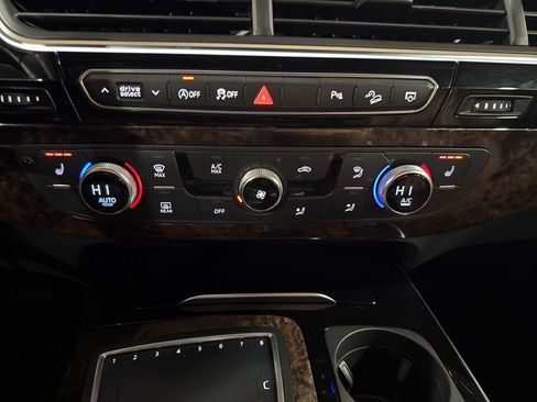 Used 2019 Audi Q7 3.0T Premium Plus image 32