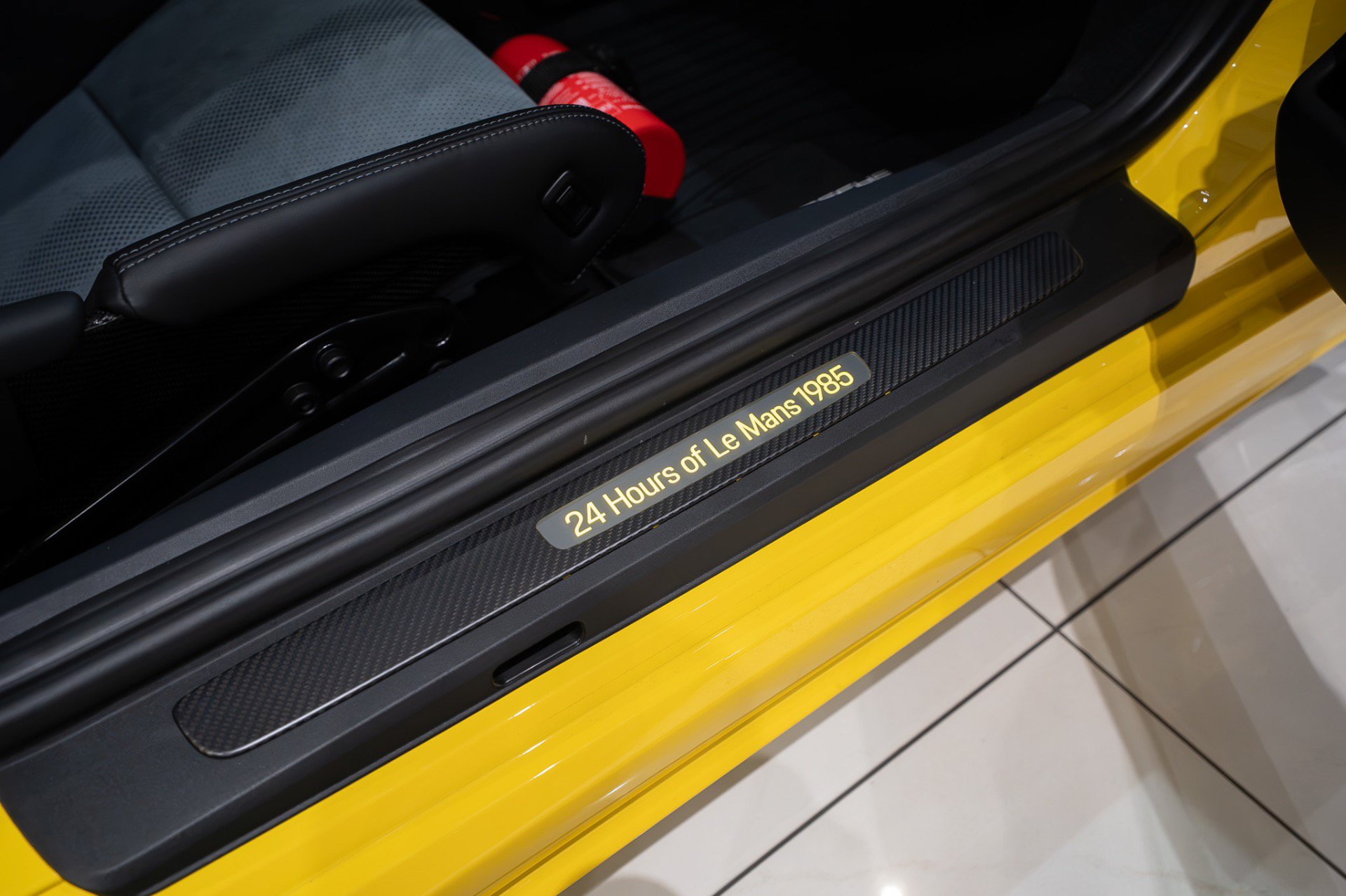 Used 2024 Porsche 718 Cayman GT4 RS RWD image 21