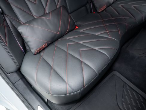 Used 2024 BMW XM Label Red image 71