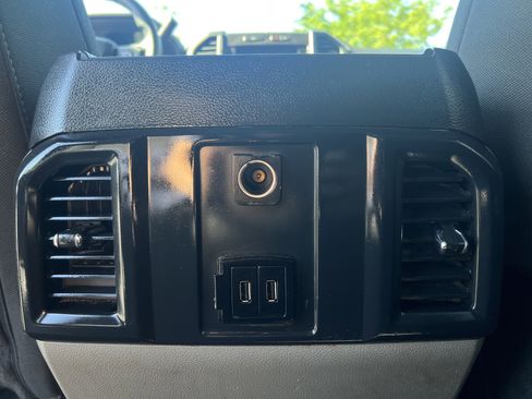 Used 2018 Ford F150 XL w/ Equipment Group 101A Mid AWD/4WD image 17