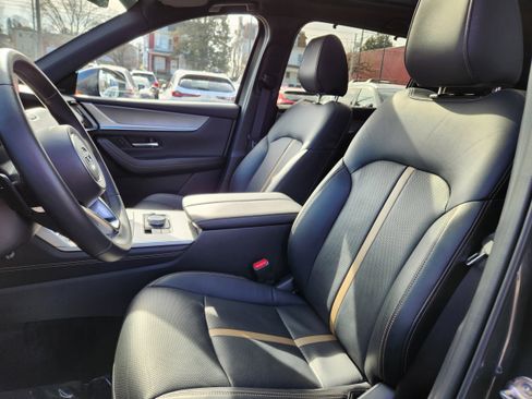 Certified 2024 MAZDA CX-90 Plug-In Hybrid w/ Premium Plus image 10