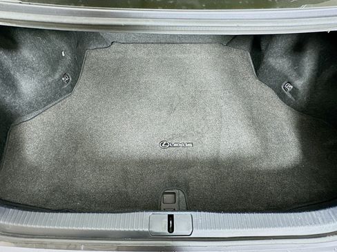 Used 2013 Lexus ES 350 w/ Luxury Pkg FWD image 30