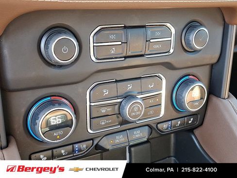 Certified 2023 Chevrolet Tahoe High Country AWD/4WD image 19