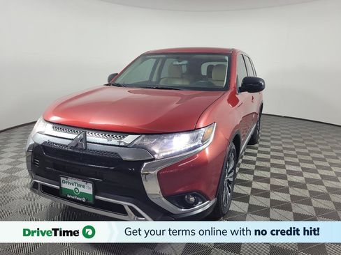 Used 2019 Mitsubishi Outlander ES FWD image 1