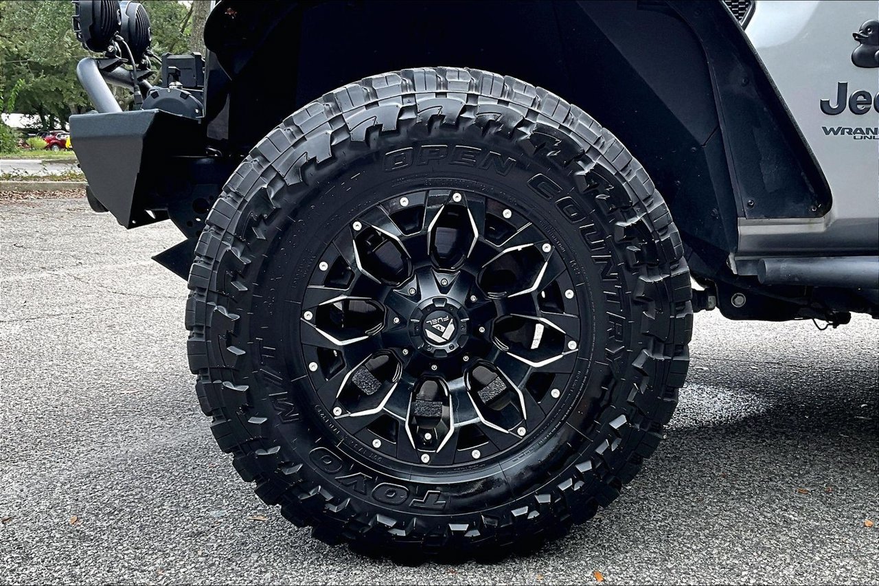 Used 2020 Jeep Wrangler Unlimited Sport AWD/4WD image 32