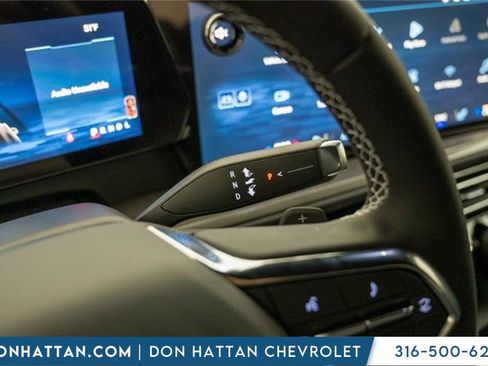 New 2026 Chevrolet Traverse LT image 12