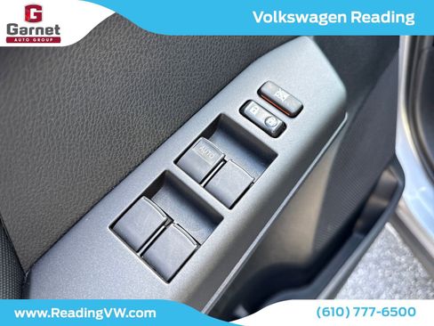 Used 2016 Toyota RAV4 LE image 11