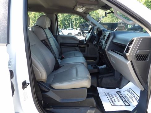 Used 2022 Ford F550 2WD Crew Cab Super Duty w/ Power Equipment Group image 42