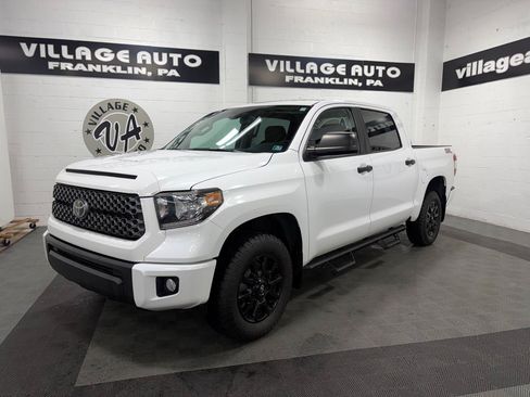 Used 2020 Toyota Tundra SR5 w/ SX Package AWD/4WD image 6