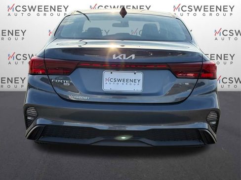 Used 2023 Kia Forte LX image 4