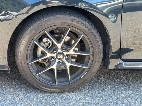 Used 2013 Toyota Camry SE FWD image 9