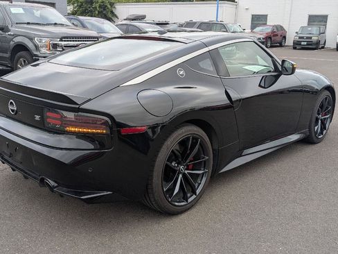 Used 2025 Nissan Z Performance w/ Floor Mat Package RWD image 5