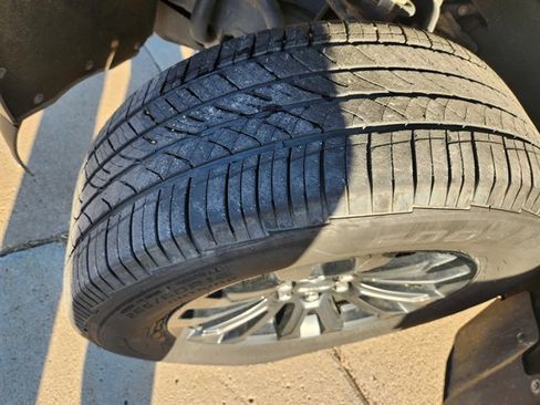 Used 2021 GMC Canyon Elevation image 11